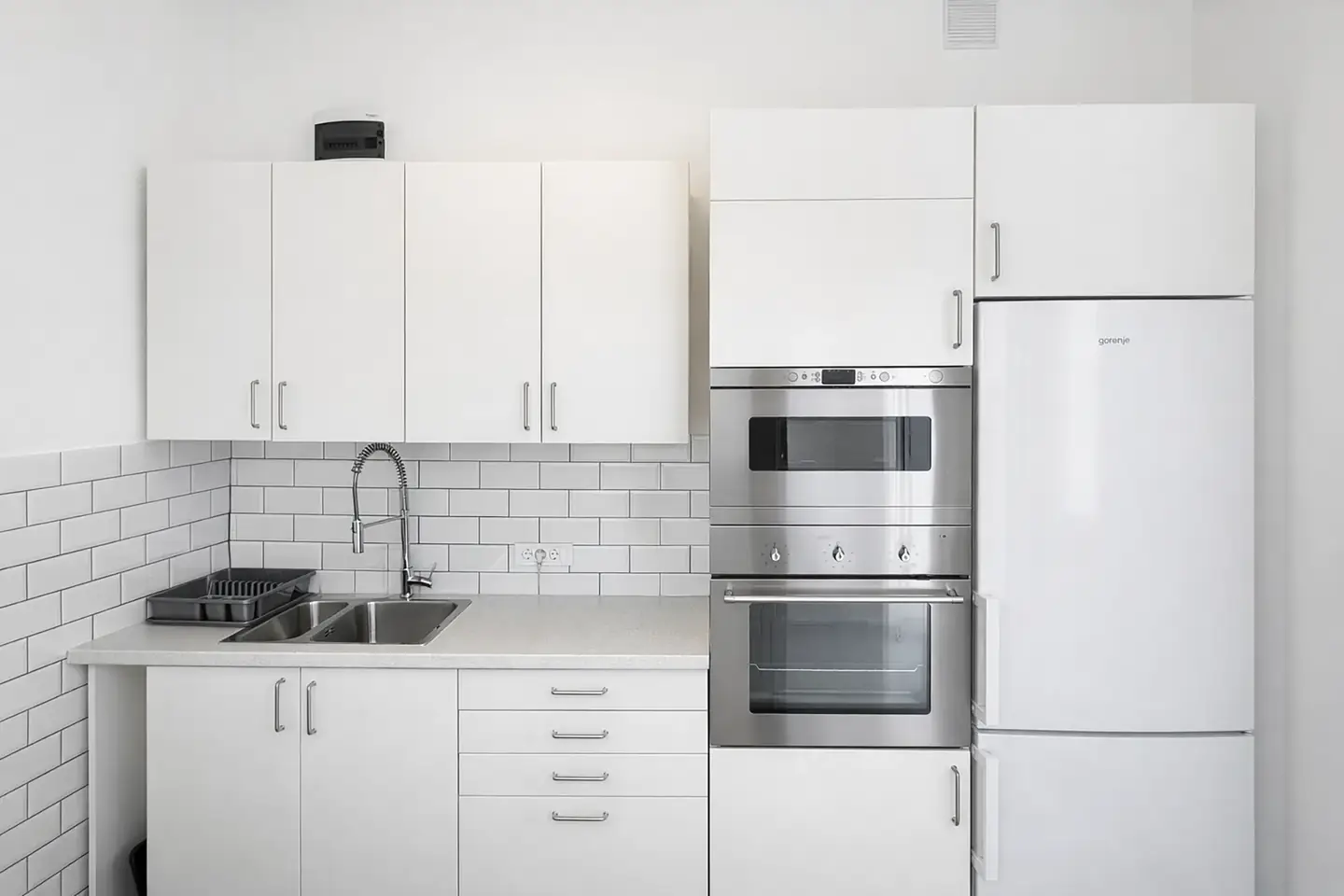 Shared kitchen full view