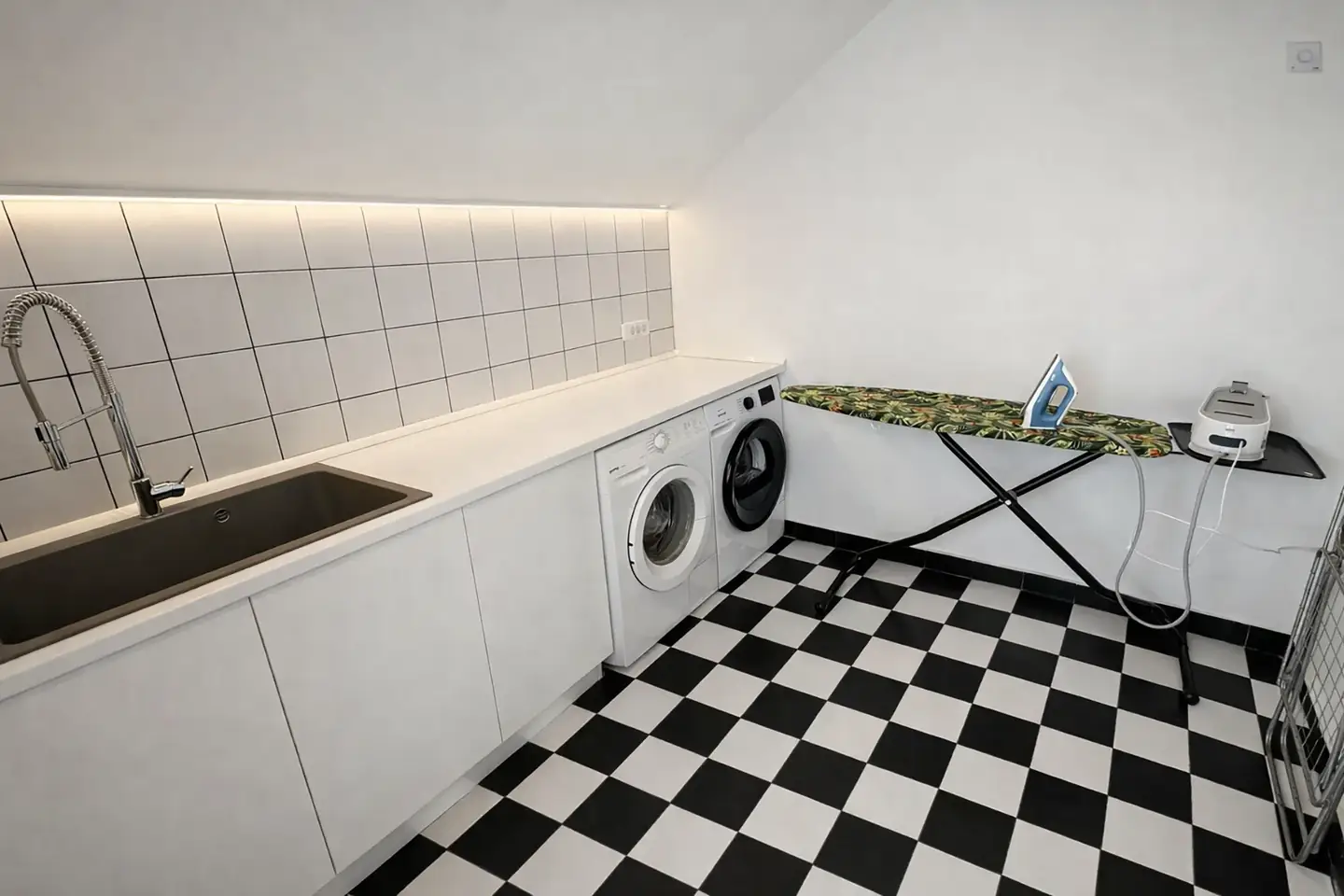 Shared laundry room overview