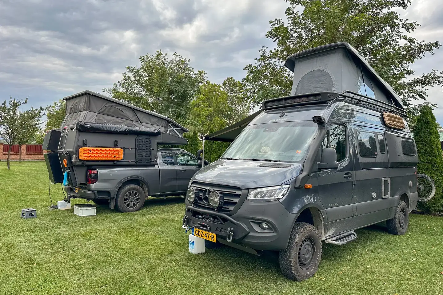 Overland campers and campervans